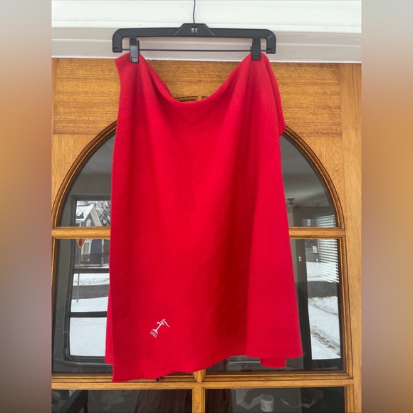 Womens Red Acrylic Poncho Naperville Country Club Logo - Picture 3 of 4